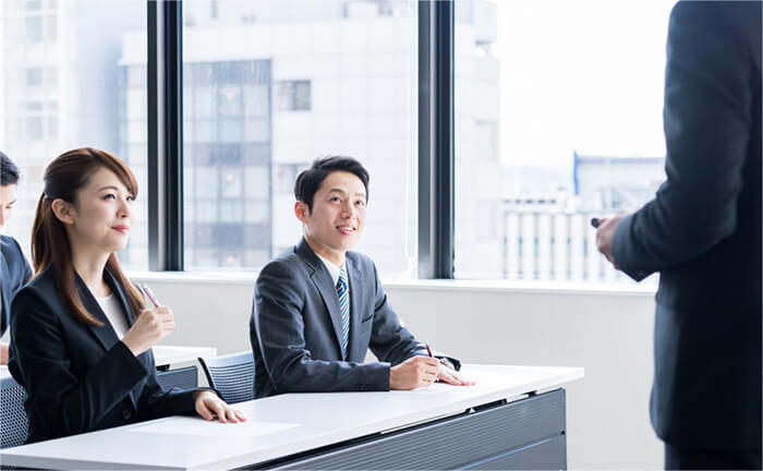 入社時研修(入社時代表研修(株式会社ハートヴィレッジについて、精神科の取り巻く環境について、理念等について)