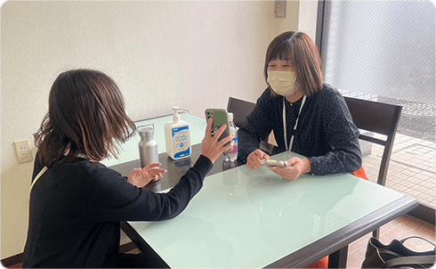 お昼休憩、午後に向けて英気を養います。